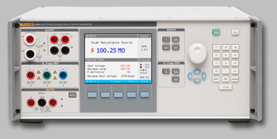 Kalibrator Fluke 5320A